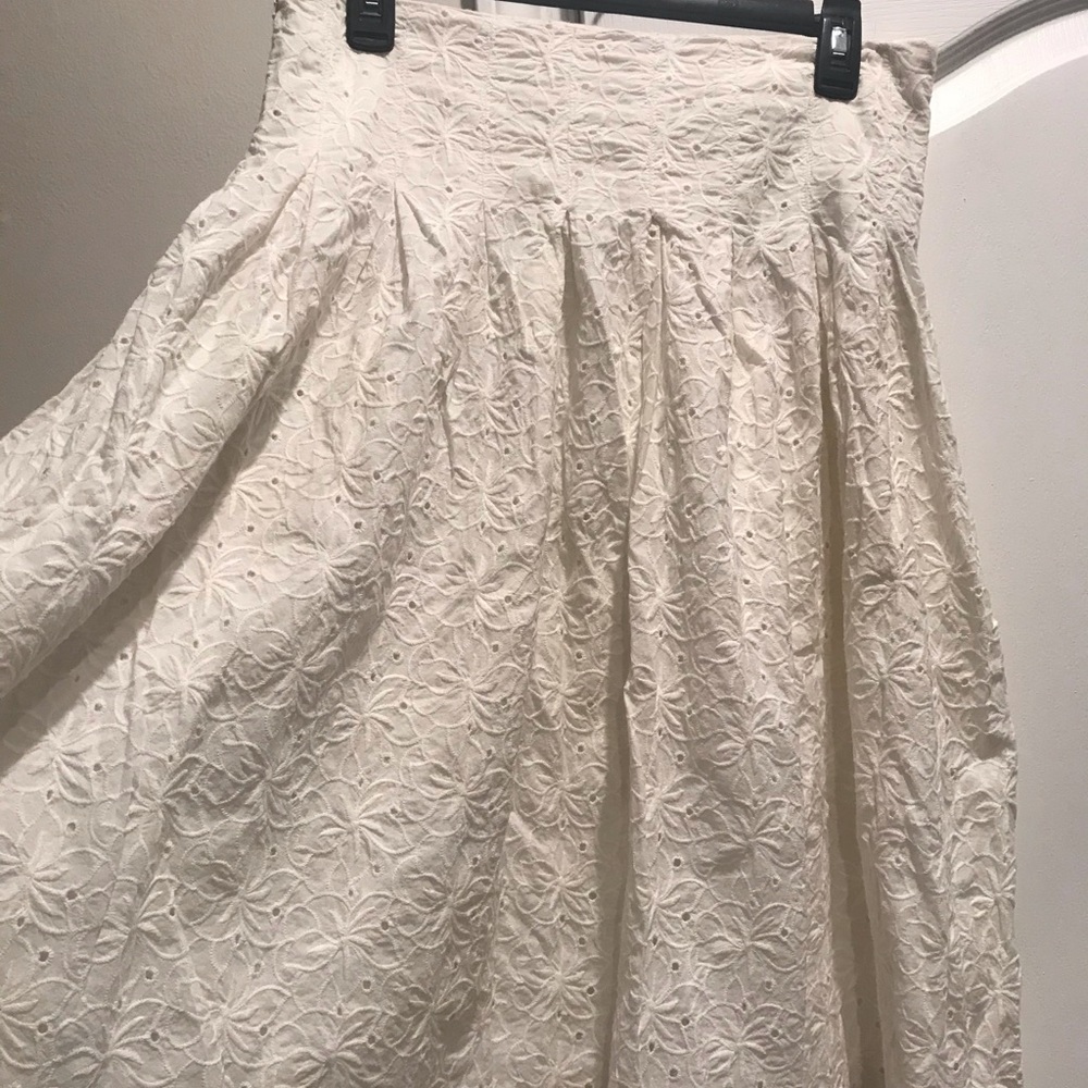 (2/$10)Embroidered cotton skirt